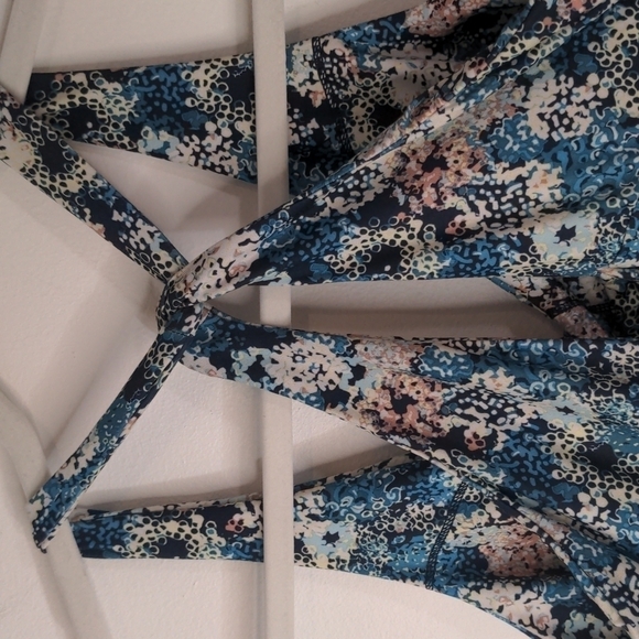 patagonia Magnolia Spring Furnai Floral Neo Navy dress large - Picture 9 of 9